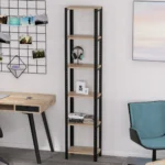 Regał loftowy 40x25x190 w dekorze Dąb Europejski Rustykalny – detal wnętrza z biurkiem i krzesłem